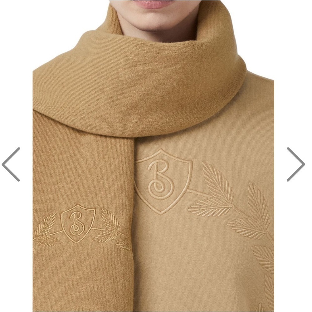 NWT Burberry Embroidered oak leaf crest cashmere blend scarf UNISEX - Picture 4 of 7